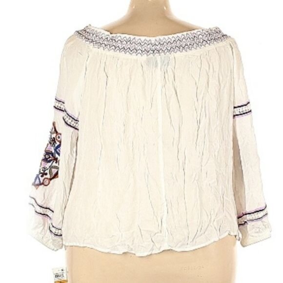 INC Women Blouse Plus Size 1X Off Shoulder White Embroidered Tribal Peasant Boho - Picture 3 of 11